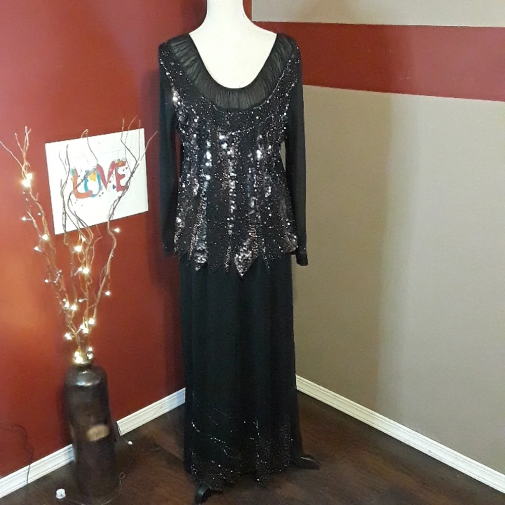 Sold GORGEOUS "Come and See" Dress Dec 2033 - Picture 16 of 16